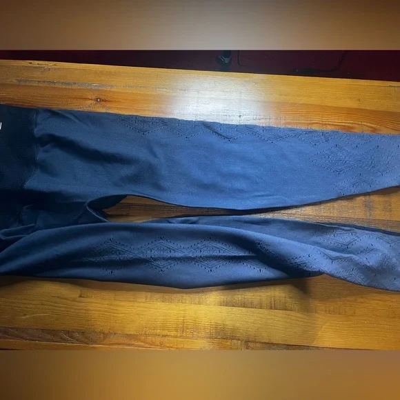 Pink Ombré Legging - Picture 3 of 6